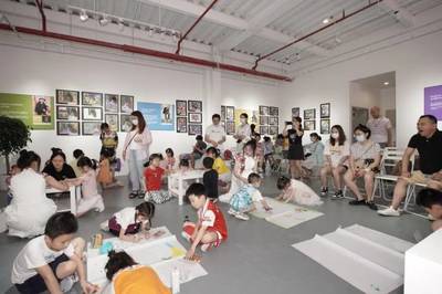 “以美育心灵 以艺扬中华”国际艺术联创巡展暨助推儿童友好城市建设活动在海珠开幕
