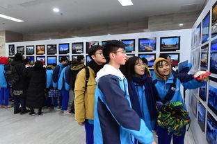 走进书画名师讲堂 感受艺术独特魅力 记新都一中名校集团校园文化艺术月之书画 摄影活动