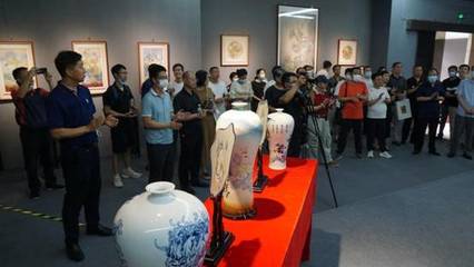吕威北方风情艺术作品展在北京798国际艺术交流中心开展