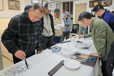 海林牡丹江市政协开展“送文化进社区”文化艺术交流活动